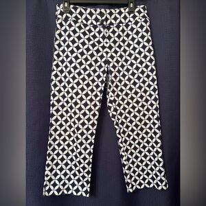 Harold’s Geometric Print Preloved Capris